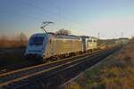 Railadventure 183 311-7+139 558 mit Kuppelwagen und Vectrons bei Nieder-Mörlen am 11.01.25