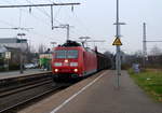 185 109-6 DB kommt aus Richtung Mönchengladbach-Hbf mit einem Güterzug aus Neuss-Gbf nach Köln-Gremberg(D) und fährt durch den Rheydter-Hbf in Richtung Grevenbroich,Köln.