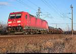 185 365-4 DB als gemischter Gz fährt am Roßgraben in Angersdorf auf der Bahnstrecke Halle–Hann.