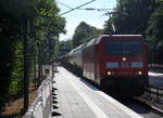 185 240-9 DB kommt mit einem Kesselzug aus Antwerpen-BASF(B) nach Ludwigshafen-BASF(D) und kommt aus Richtung Aachen-West,Aachen-Schanz,Aachen-Hbf,Aachen-Rothe-Erde und fährt durch Aachen-Eilendorf in Richtung Stolberg-Hbf(Rheinland)Eschweiler-Hbf,Langerwehe,Düren,Merzenich,Buir,Horrem,Kerpen-Köln-Ehrenfeld,Köln-West,Köln-Süd. Aufgenommen vom Bahnsteig 2 in Aachen-Eilendorf. 
Bei Sommerwetter am Abend vom 16.7.2018.