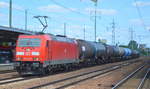 DB Cargo Deutschland AG mit  185 229-2  [NVR-Nummer: 91 80 6185 229-2 D-DB] und Kesselwagenzug am 29.05.19 Bahnhof Flughafen Berlin-Schönefeld.