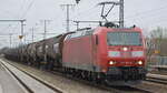 DB Cargo AG [D] mit  185 150-0  [NVR-Nummer: 91 80 6185 150-0 D-DB] und Kesselwagenzug am 06.04.22 Durchfahrt Bf. Golm.