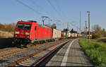 185 293-8 unterwegs mit Bertschi-Containern an der Blockstelle Zscherben Richtung Sangerhausen.

🧰 DB Cargo
🕓 30.10.2022 | 14:56 Uhr