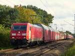 185 326 mit Autozug-Ganzzug in der Bauerschaft Hummeldorf bei Salzbergen, 12.10.17