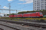 Doppeltraktion, mit den DB Loks 185 122-9 und 185 133-6 durchfährt am 09.06.2022 den Bahnhof Pratteln.