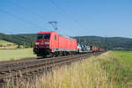 185 284-7 gesehen am 25.06.2024 mit einem gemischten Güterzug bei Reilos.