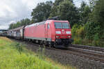 185 097-3 gesehen am 12.09.2024 mit einem gemischten Güterzug bei Kerzell.