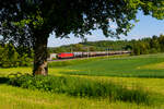 185 159 DB Cargo mit einem Kesselwagenzug bei Ansbach Richtung Würzburg, 31.05.2021