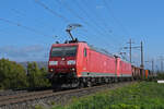 Doppeltraktion, mit den DB Loks 185 094-0 und 185 089-0 fährt am 24.10.2024 Richtung Bahnhof Pratteln.