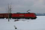 185 177 als Schiebelok hinter einem Gterzug zum Kalkwerk Hornberg; 04.03.2005