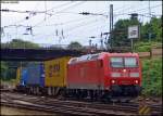 185 017 mit dem TEC 40670 bei der Einfahrt Aachen West (Eigl.