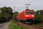 185 076-7 + 152 011-3 (GA) mit einem Gterzug in Karlsruhe Rintheim am 10.08.2010