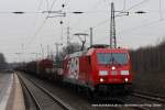 185 399-3 (DB Schenker & Bombardier, eine erfolgreiche Partnerschaft mit Zukunft) steht am 26. Februar 2011 um 16:53 Uhr mit einem Gterzug
in Essen-Altenessen und wartet auf Weiterfahrt. Anschlieend ging die Fahrt weiter nach Wanne-Eickel.