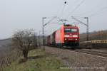 185 001-5 (DB) fhrt am 12. Mrz 2011 um 11:34 Uhr mit einem Gterzug durch Erbach (Rheingau)