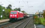 185 379 fhrt am 29.9.10 mit einem Gterzug Richtung Wrzburg durch Gleis 2 des Bahnhofs Emskirchen.