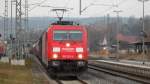 185 252-4 fuhr mit einem Gemischten Gterzug am 11.11.11 auf Gleis 4 in Kronach ein.