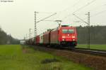 Die 185 230-0 mit einem gemischten Gterzug Richtung Norden am 05.04.2012 bei Graben-Neudorf.