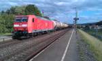 185 001 ist am 05.06.2012 mit gemischten Gterzug in Gundelsdorf auf der Frankenwaldbahn. 
