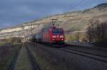 185 040 mit Kesselwagenzug am 02.01.2012 bei Thngersheim. 