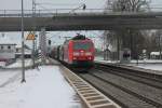 185 100-5 mit BR 185 ___-_ und gemischtem Gterzug in Ringsheim gen Norden. (13.02.2013)