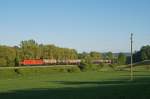 185 099-9 mit Kesselwagen am Ortsrand von Singen(Htw).