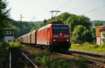 185 147-5 ist mit einen gemischten Güterzug unterwegs am 03.06.14 bei Vollmerz.