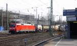 152 108-7 DB kommt aus Richtung Köln,Aachen-Hbf,Aachen-Schanz mit einem langen Containerzug aus Gallarate(I) nach Zeebrugge(B) und fährt in Aachen-West ein.