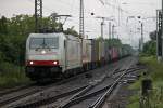 Am 30.07.2014 fuhr Crossrail 185 578-2 mit einem Containerzug in Müllheim (Baden).