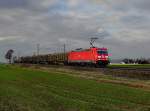 Die 185 397 mit einem Güterzug am 21.11.2015 unterwegs bei Schambach.
