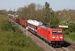 185 223 mit EZ 51945 (Mannheim Rbf–Basel Bad Rbf) am 21.04.2015 zwischen Mllheim (Baden) und Auggen