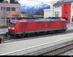 DB - Lok 185 085-8 abgestellt im Bhf. Spiez am 09.03.2024