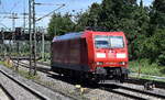 DB Cargo AG, Mainz mit ihrer   185 006-4  [NVR-Nummer: 91 80 6185 006-4 D-DB] am 09.07.24 Höhe Bahnhof Hamburg Harburg.
