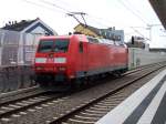 Br 185 014 wartet als solo Lok in Ludwigshafen Mitte auf die weiter fahrt.