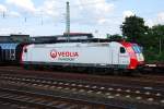 185-CL 007 ist der Rufname dieser schnen Lok der Veolia-Transport, die am 22.06.09 im Bhf Gtersloh, recht wild zwischen diversen Gterwagen geparkt, auf einen neuen Einsatz wartet.
