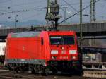 185 406-6 ist mit ihrem  Mekabelstrang  am Hauptbahnhof von Passau zugegen; 130316