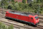 185 210-2 fährt in das BW am Rangierhof München Nord, 07.06.2014.
Leicht zu sehen ist noch der frühere Schriftzug  Railion .