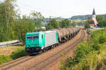 185 612-9 mit einem Kesselwagenzug in Richtung Plattling bei Hausbach am 15.08.2018.

Hersteller: Bombardier Transportation, Kassel
Fabriknr.: 34263
Baujahr: 2008
Abnahmedatum: 17.07.2009
Eigentümer z.z.d. Aufnahme: Alpha Trains, Antwerpen
Betreibernr. z.Z.d. Aufnahme: 185 612-9
UIC-Nr.: 91 80 6185 612-9 D-ATLU
EBA-Nr.: EBA 07M05KU 006