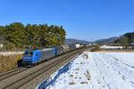 185 510 mit einem Güterzug am 24.02.2018 bei Kerschhofen.