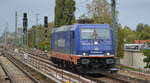 Raildox GmbH & Co. KG, Erfurt [D] mit  185 419-9  [NVR-Nummer: 91 80 6185 419-9 D-RDX] am 30.09.19 Berlin Karow.