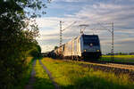 185 716 Railpool/IGE mit einem Kesselwagenzug bei Postbauer-Heng Richtung Regensburg, 18.06.2020