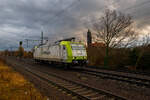 Die 185 542-8 (91 80 6185 542-8 D-ITL) der CAPTRAIN Deutschland GmbH / ITL Eisenbahngesellschaft mbH fährt am Nachmittag des 07.12.2022 als Lz (Lokzug/Triebfahrzeugfahrt) durch Dresden-Strehlen