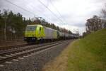 Alpha Trains Bombardier Traxx 185 605-3 mit kurzen Kesselwagenzug in Hanau Rauschwald am 16.02.25