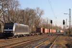 MRCE/boxXpress.de 185 566 am 10.3.14 mit dem DGS 69164 in Ratingen-Lintorf.