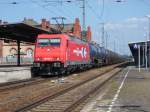 Am 19.04.2015 kam 185 582 mit ihrem Kesselzug aus Richtung Berlin nach Stendal und fuhr weiter nach Wittenberge.