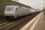 Ja was denn 185 621-0 oder 9175 0119 002-3 N-Rpool, egal wie sie nun heissen mag, einen Zug aus Deerendorf hat sie am Haken als sie hier durch Allerheiligen südwärts fahrend vor meine Kamera