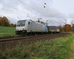 185 716-8 mit Containerzug in Fahrtrichtung Süden.