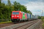 185 205-2  Das ist grün  DB mit LKW Walter KLV in Thüngersheim, August 2021.