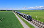 185 614 mit einem Kesselzug am 20.05.2024 bei Stephansposching.