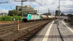 186 210 von Crossrail  kommt mit einem Silozug aus Augsburg (D) nach Herentals(B) und kommt aus