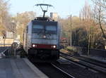 186 497-4 von Lineas/Railpool kommt aus Richtung Aachen-West mit einem Autoleerzug aus Belgien nach Köln(D) und fährt durch Aachen-Schanz in Richtung Aachen-Hbf,Aachen-Rothe-Erde,Stolberg-Hbf(Rheinland)Eschweiler-Hbf,Langerwehe,Düren,Merzenich,Buir,Horrem,Kerpen-Köln-Ehrenfeld,Köln-West,Köln-Süd. 
Aufgenommen vom Bahnsteig von Aachen-Schanz. 
Am Morgen vom 29.3.2019.